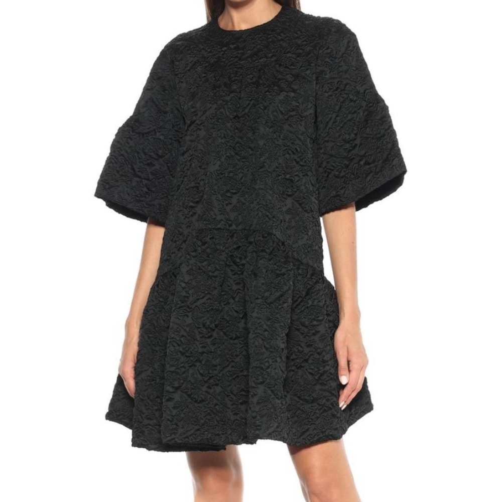 ISO this short sleeve Simone rocha cloque dress in size UK6 or UK8!